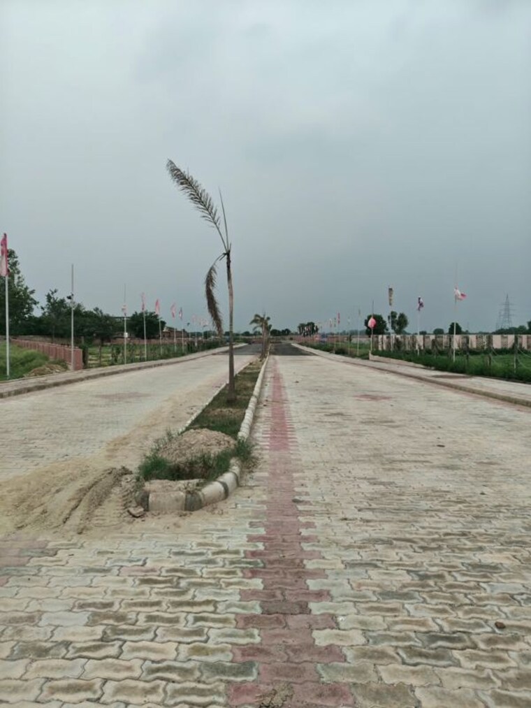 undefined, chhata  60 Sq.Yd. Plot In Chhata Vrindavan 10600400