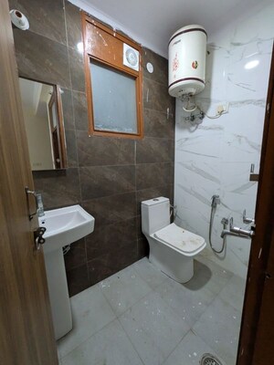 Bathroom in 1 BHK Builder Floor at Paryavaran Complex – for Rent