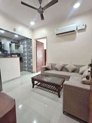 Living Room in 1 BHK Builder Floor at Sector 42 – for Rent