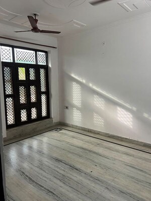 Room in 2 BHK Villa at Sector 10a – for Sale