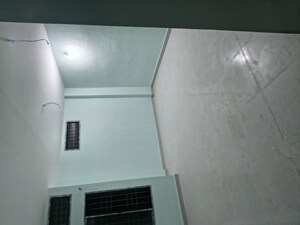 Room in 1.5 BHK Independent House at Santipur – for Rent