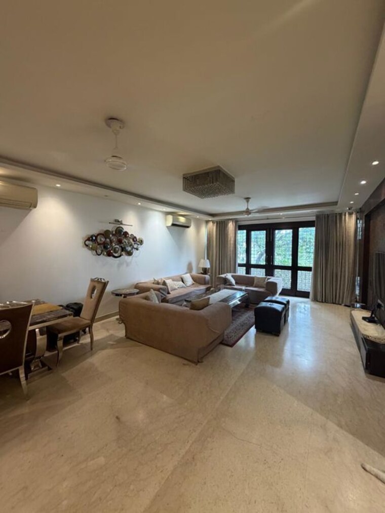 Living Room, south extension ii 3 Bedroom 2300 Sq.Ft. Builder Floor In South Extension ii Delhi 10600434