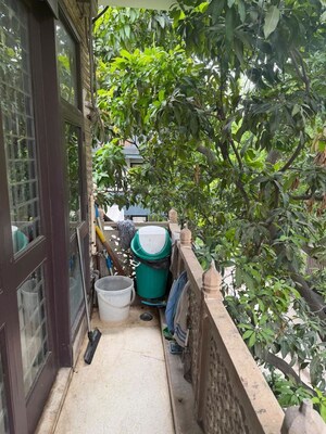Balcony in 3 BHK Builder Floor at South Extension ii – for Sale