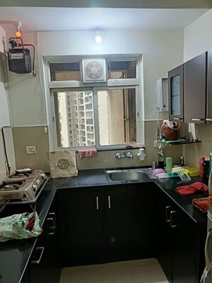 Team Area in 2 BHK Apartment at Hiranandani Meadows, Manpada – for Rent