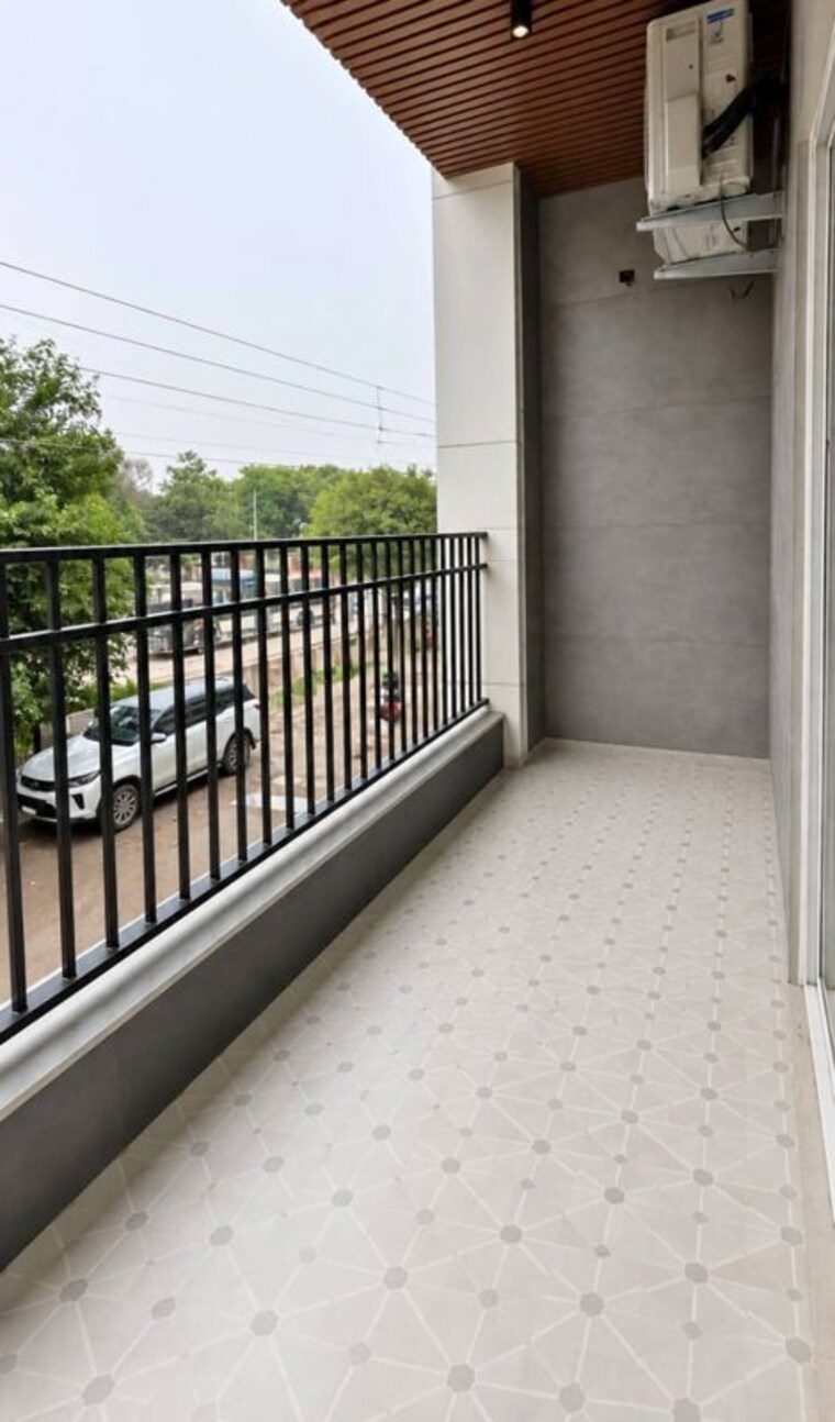 Balcony, chattarpur 1 Bedroom 60 Sq.Yd. Builder Floor In Chattarpur Delhi 10600471