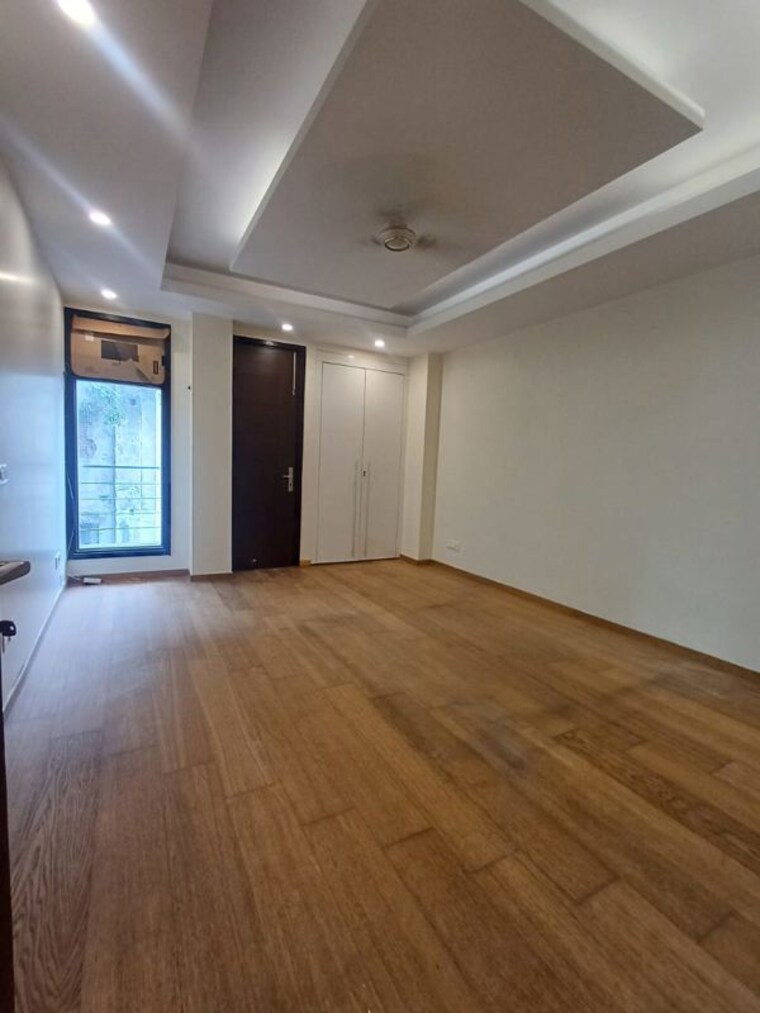 Room, nehru enclave 4 Bedroom 3500 Sq.Ft. Builder Floor In Nehru Enclave Delhi 10600499