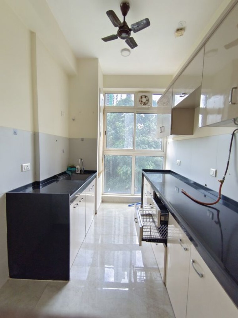 Kitchen, tata-serein 2 Bedroom 710 Sq.Ft. Apartment In Pokhran Road No Two Thane 10600533