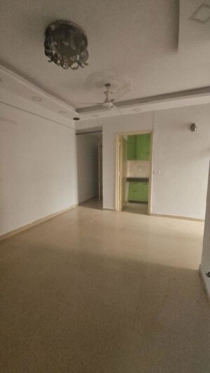 Room in 2.5 BHK Apartment at Hawelia Valencia Homes, Sector 1 Greater Noida – for Sale