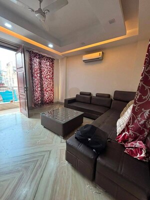 Living Room in 3 BHK Builder Floor at Shivalik Colony – for Rent