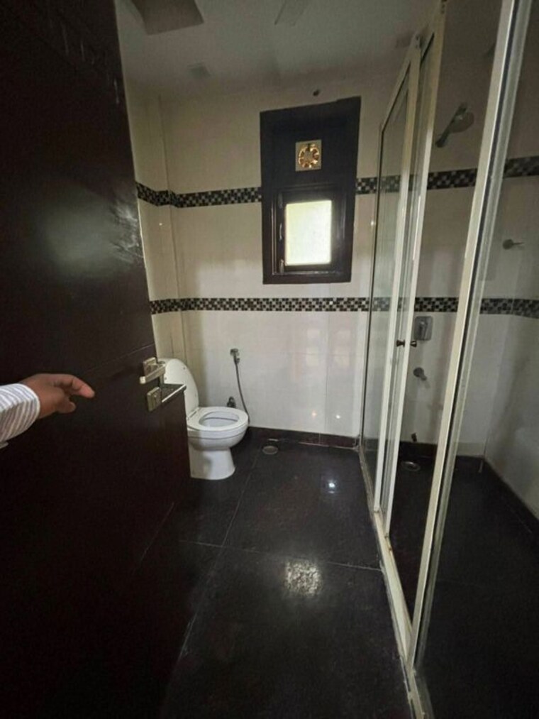 undefined, shivalik colony 3 Bedroom 1800 Sq.Ft. Builder Floor In Shivalik Colony Delhi 10600568