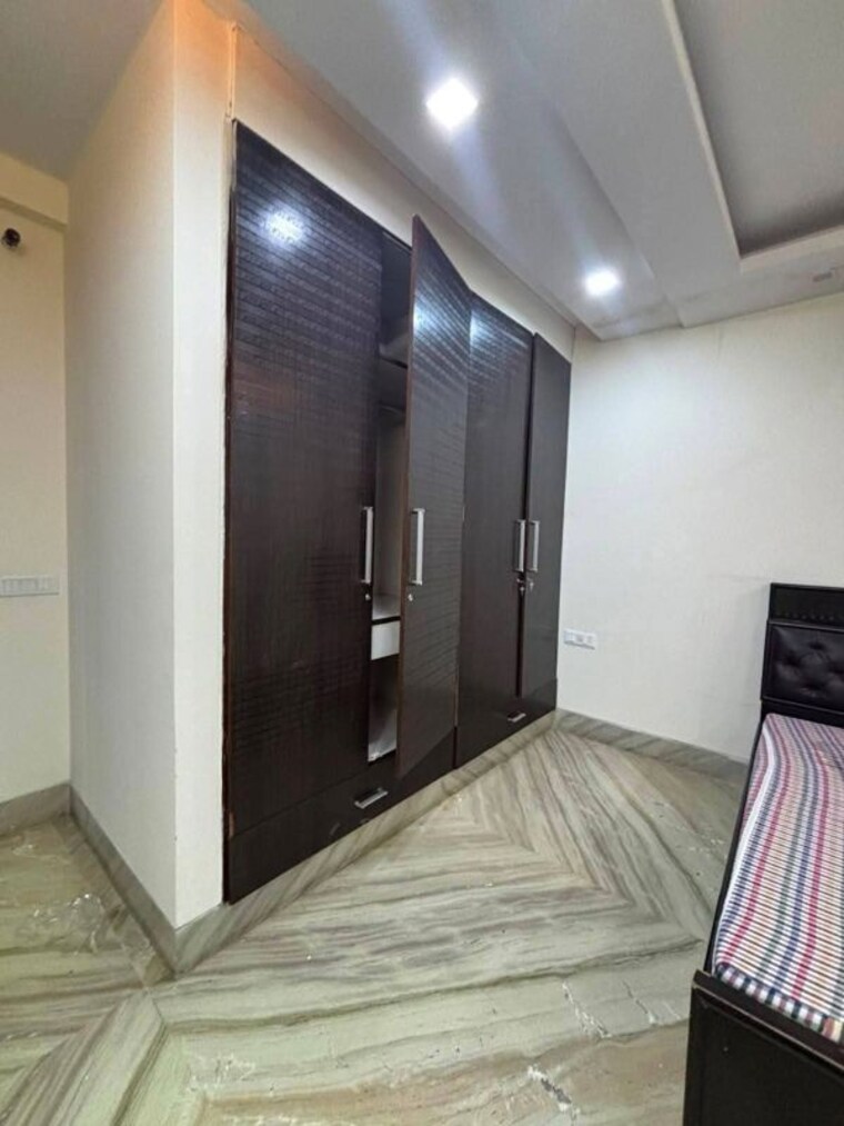 Bedroom, shivalik colony 3 Bedroom 1800 Sq.Ft. Builder Floor In Shivalik Colony Delhi 10600568