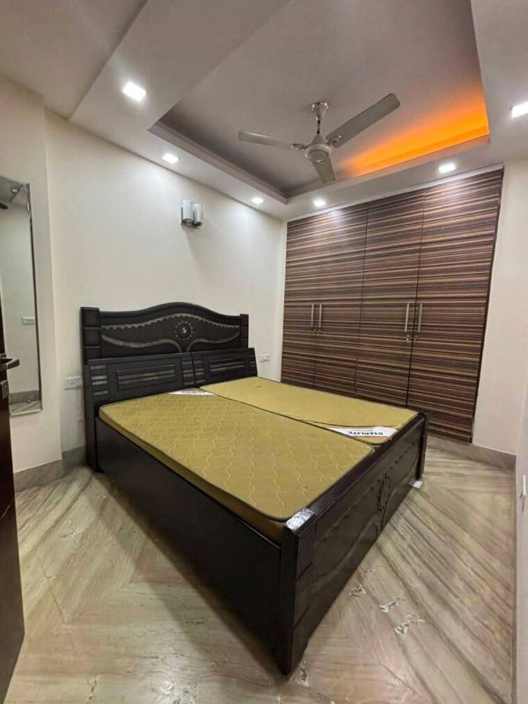 Bedroom, shivalik colony 3 Bedroom 1800 Sq.Ft. Builder Floor In Shivalik Colony Delhi 10600568