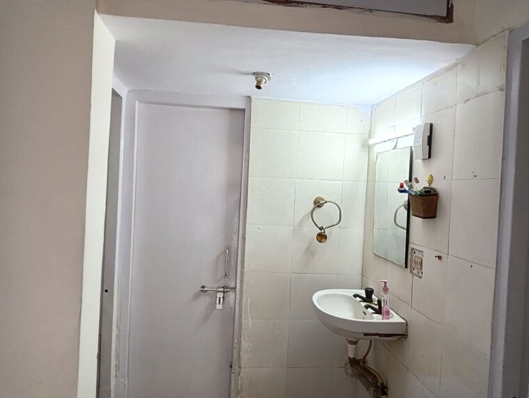 Bathroom, fusion-homes 2.5 Bedroom 1155 Sq.Ft. Apartment In Tech Zone 4 Greater Noida Greater Noida 10600560