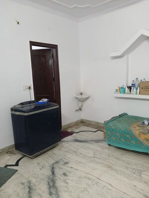 Furnished Amenities in 1 BHK Builder Floor at Sector 22 – for Rent