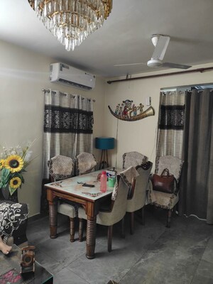 Living Room in 3 BHK Builder Floor at Vasundhara Pride, Vasundhara Sector 16 – for Rent