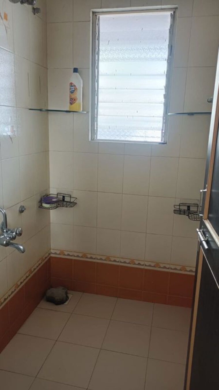 Bathroom, shrawandhara-apartment 2.5 Bedroom 1150 Sq.Ft. Apartment In Hadapsar Pune 10600578