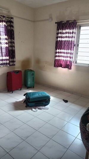 Living Room in 2.5 BHK Apartment at Shrawandhara Apartment, Hadapsar – for Rent