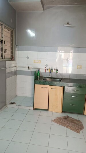 Kitchen in 2.5 BHK Apartment at Shrawandhara Apartment, Hadapsar – for Rent