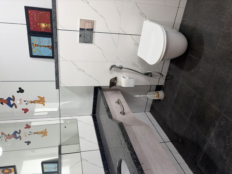 Bathroom, dasnac-burj 3.5 Bedroom 2510 Sq.Ft. Apartment In Sector 75 Noida 10600583