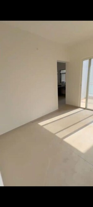 Room in 1 BHK Apartment at Unnati Gagan Cefiro, Undri – for Rent