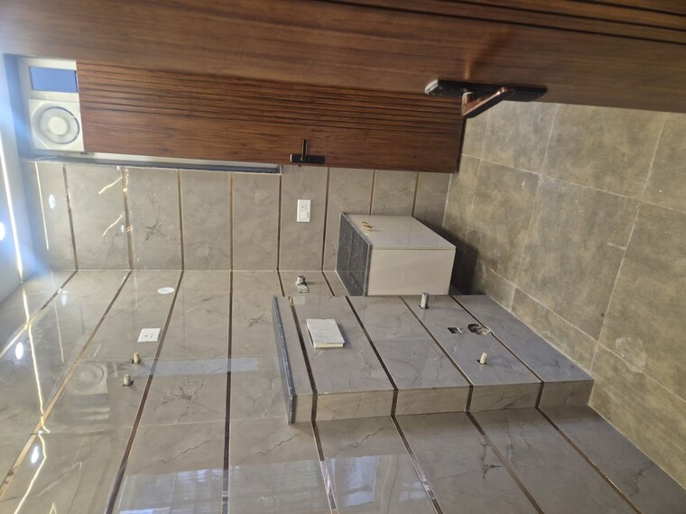 undefined, parklands 3 Bedroom 250 Sq.Ft. Builder Floor In Sector 85 Faridabad 10600675