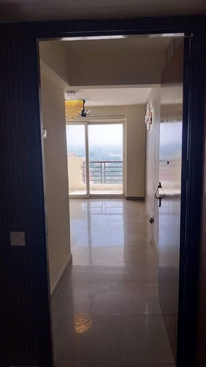 Bathroom in 2 BHK Apartment at Ramprastha City The Edge Towers, Sector 37d – for Sale