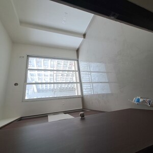 Room in 2 BHK Apartment at Puranik Grand Central, Vartak Nagar – for Rent