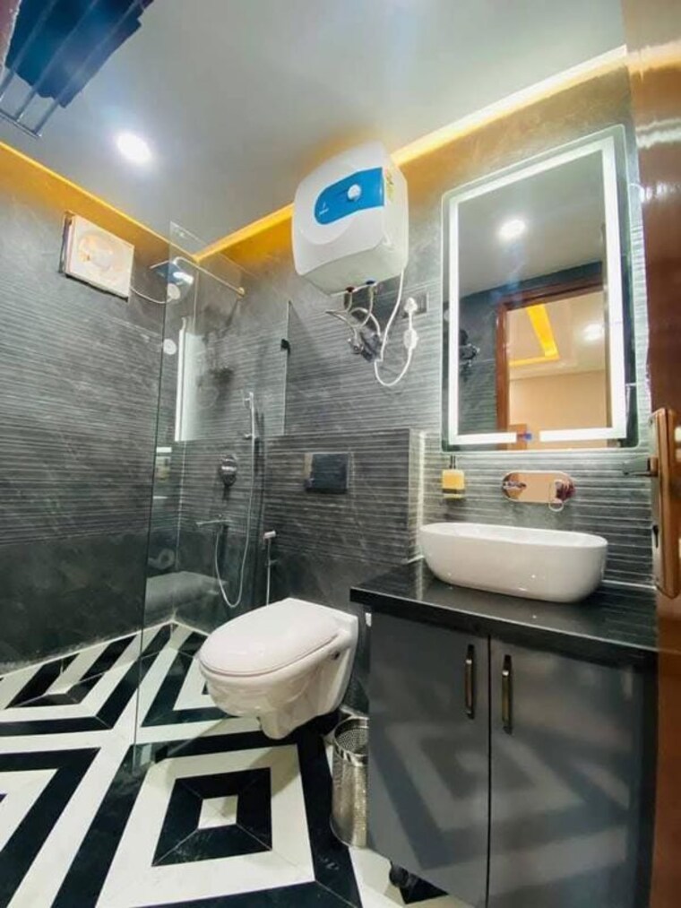 Bathroom, saket 1 Bedroom 750 Sq.Ft. Apartment In Saket Delhi 10600710