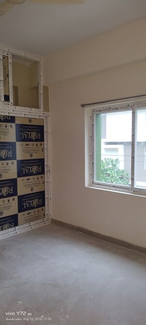Room in 2 BHK Apartment at Kondapur – for Rent