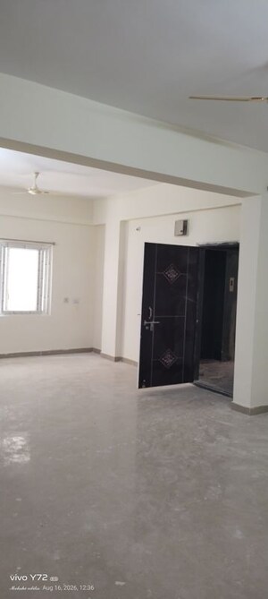 Living Room in 2 BHK Apartment at Kondapur – for Rent