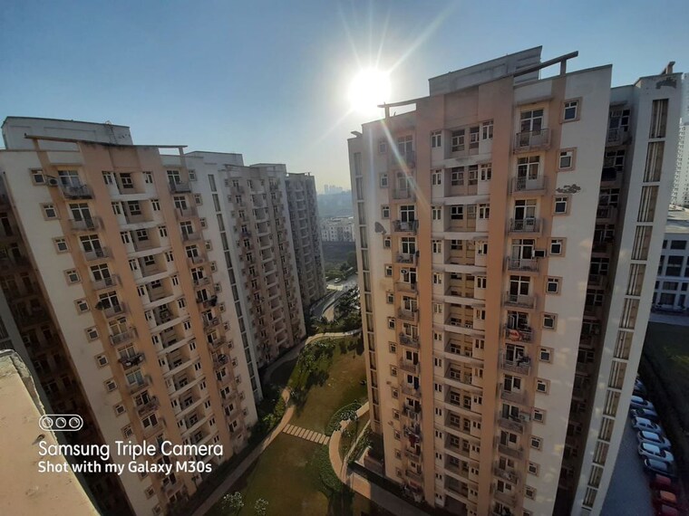 Exterior View, shree-vardhman-mantra 2 Bedroom 800 Sq.Ft. Apartment In Sector 67 Gurgaon 10600735