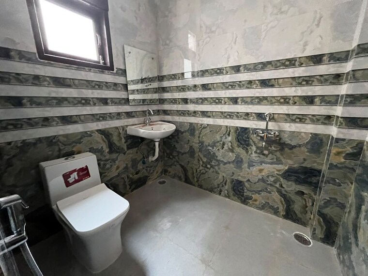 Balcony, saket 1 Bedroom 500 Sq.Ft. Apartment In Saket Delhi 10600738