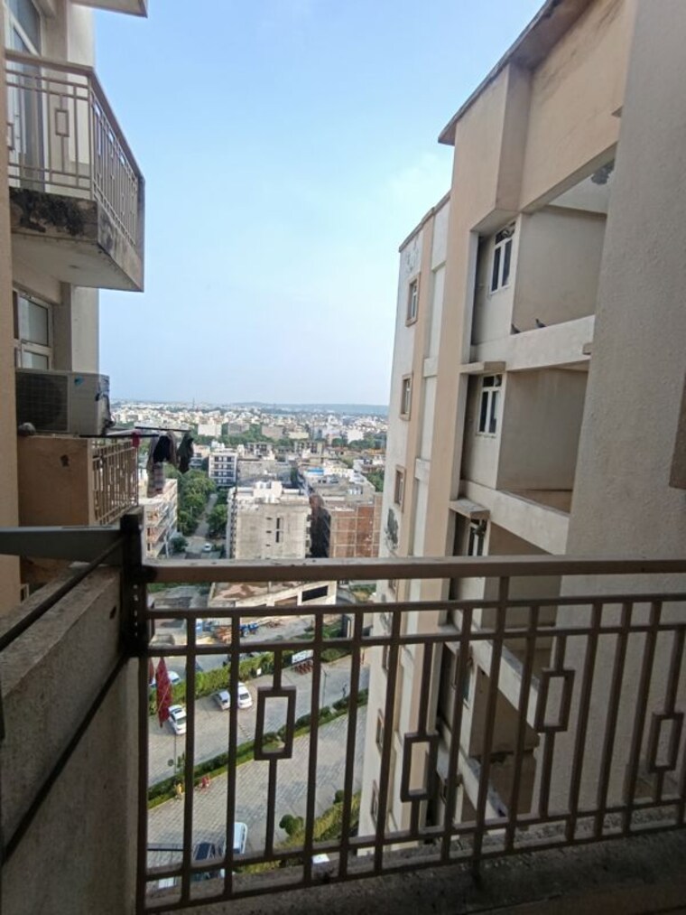 Balcony, shree-vardhman-mantra 2 Bedroom 850 Sq.Ft. Apartment In Sector 67 Gurgaon 10600743