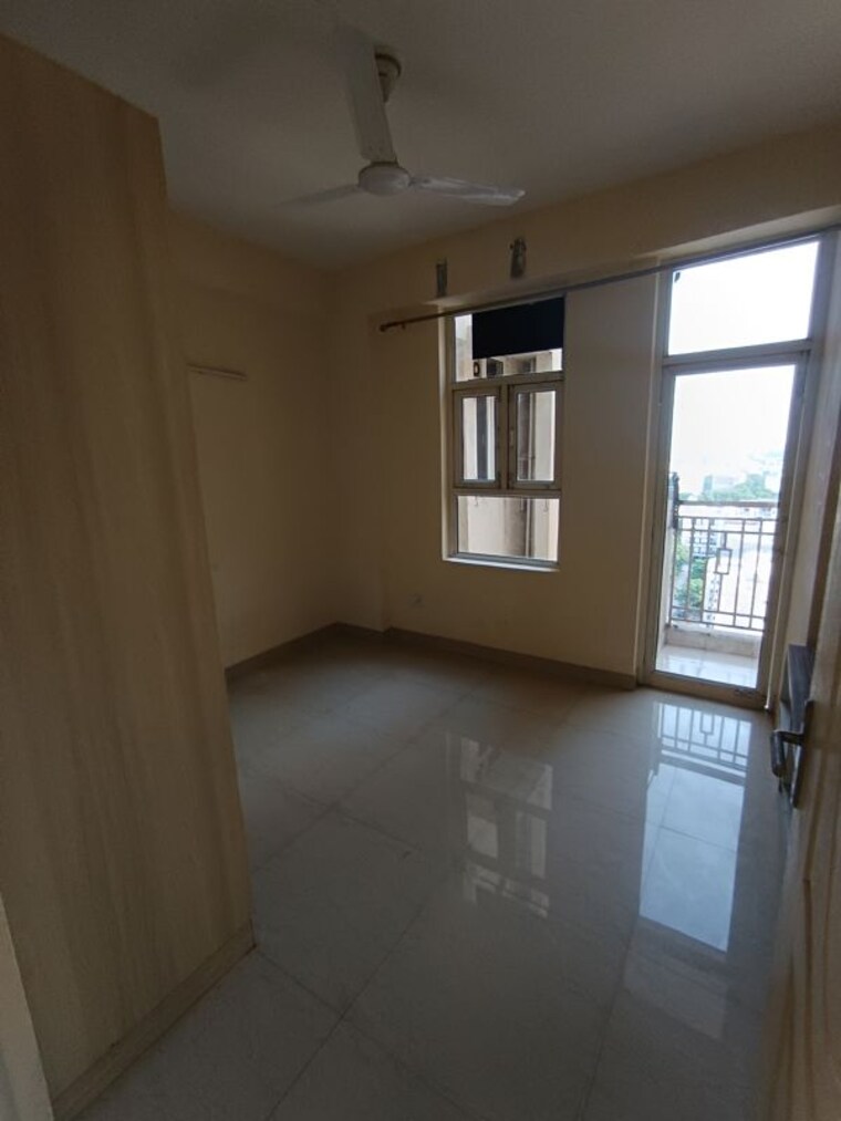 Room, shree-vardhman-mantra 2 Bedroom 850 Sq.Ft. Apartment In Sector 67 Gurgaon 10600743