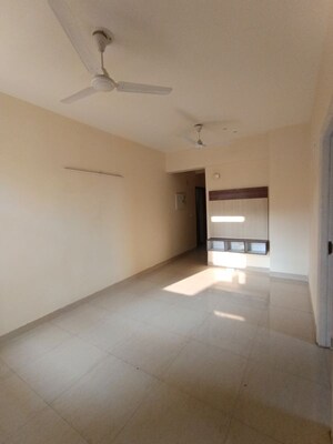 Room in 2 BHK Apartment at Shree Vardhman Mantra, Sector 67 – for Rent