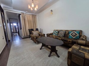 3 BHK Builder Floor For Rent in Saket