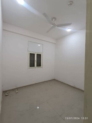 Room in 2 BHK Apartment at Amrapali Terrace Homes, Tech Zone 4 Greater Noida – for Sale