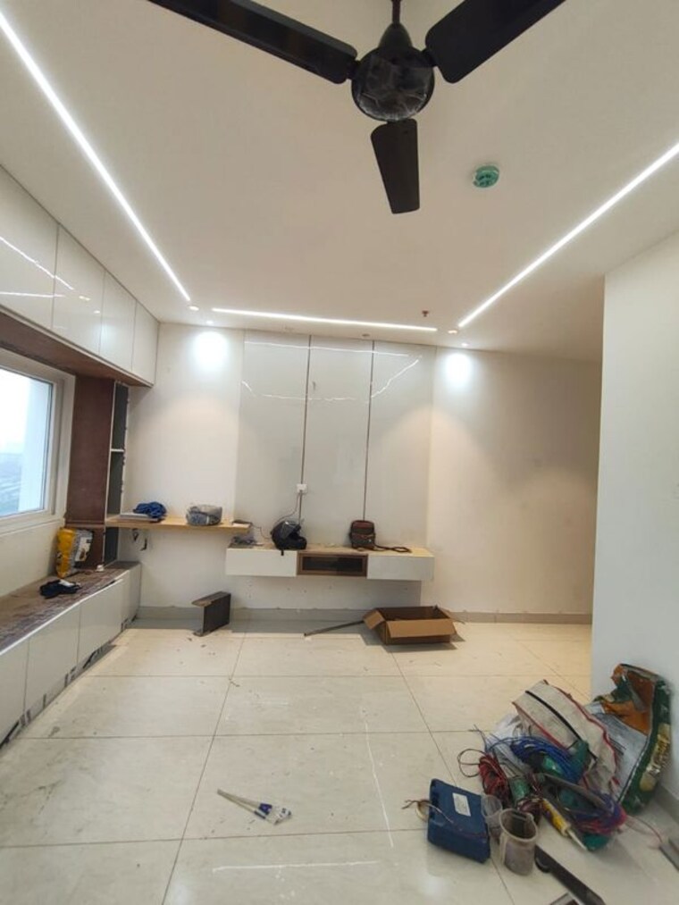 Living Room, prestige-beverly-hills 4 Bedroom 2708 Sq.Ft. Apartment In Kokapet Hyderabad 10600757