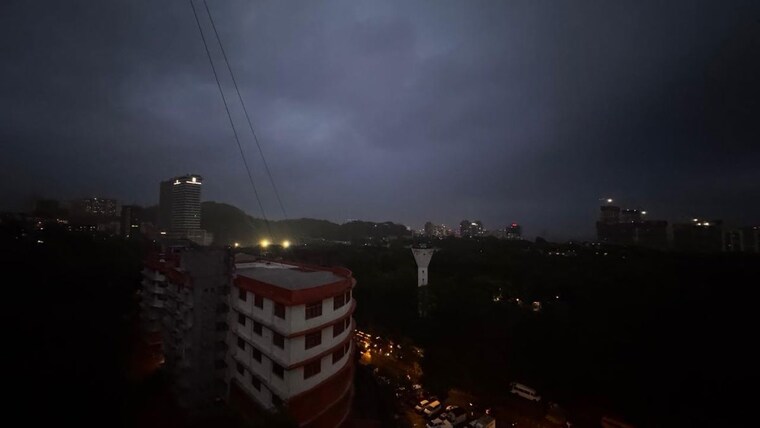  Parking, mayfair-housing-hillcrest 1 Bedroom 550 Sq.Ft. Apartment In Vikhroli West Mumbai 10600801