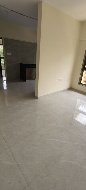 Room in 2 BHK Apartment at Atul Horizon, Bhandup West – for Rent