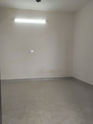 Room in 2 BHK Builder Floor at Neb Sarai – for Rent