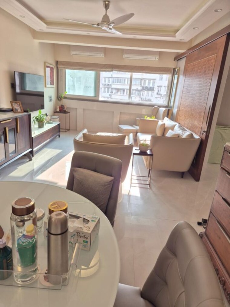 Living Room, tardeo 2 Bedroom 1008 Sq.Ft. Apartment In Tardeo Mumbai 10600395