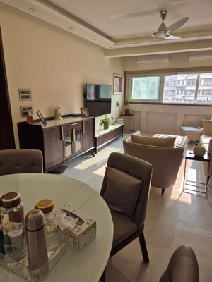 Living Room in 2 BHK Apartment at Tardeo – for Sale