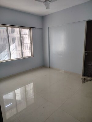 Room in 2 BHK Apartment at Kumar Pragati, Nibm Road – for Rent