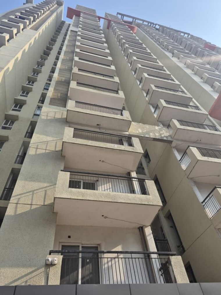 undefined, palm-marina-suites 2 Bedroom 950 Sq.Ft. Apartment In Nh 24 Ghaziabad 10600832