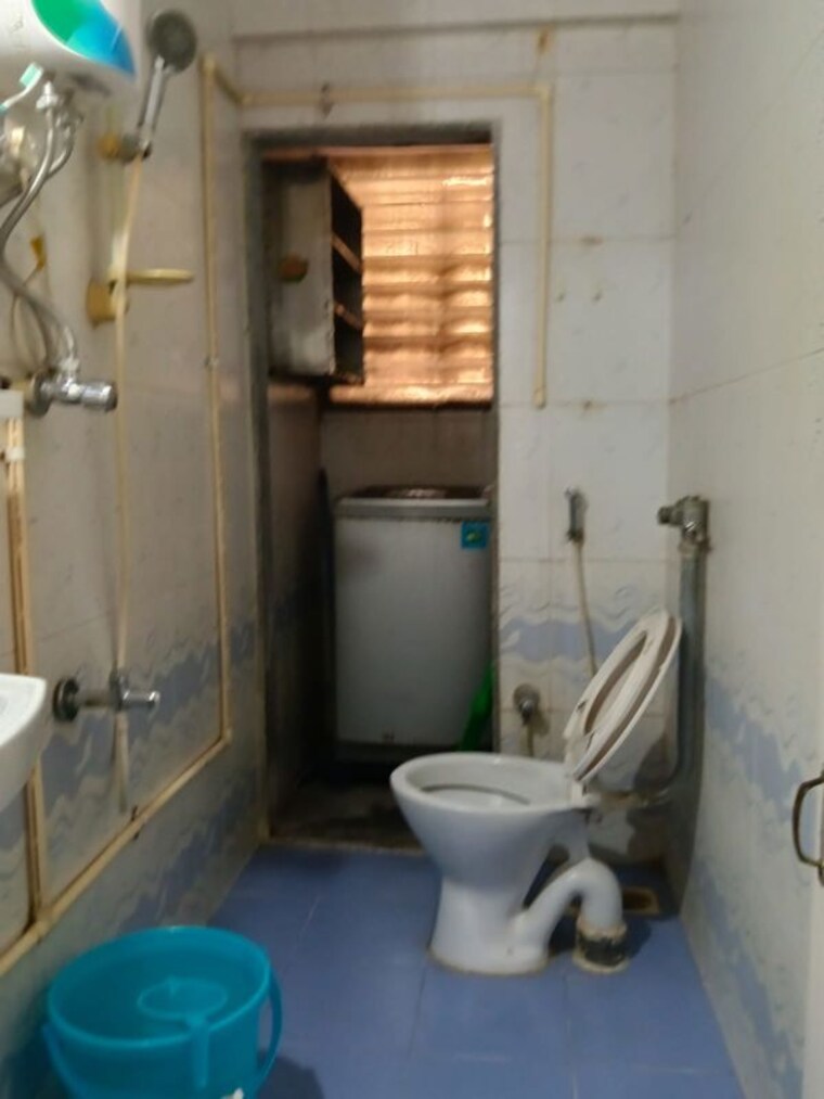 Bathroom, panchvati-chs-powai 1 Bedroom 625 Sq.Ft. Apartment In Powai Mumbai 10600819