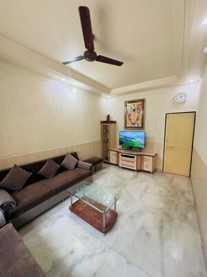 Living Room in 4 BHK Independent House at Vejalpur – for Sale
