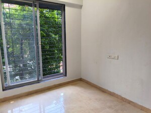 Room in 1 BHK Apartment at Vardhan Heights, Chembur – for Rent