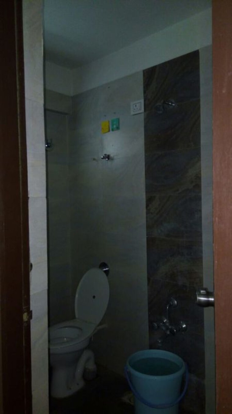 Bathroom, krupal-heritage 3 Bedroom 1840 Sq.Ft. Apartment In Prahlad Nagar Ahmedabad 10600876