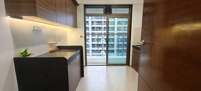 Balcony, k-raheja-vistas 2 Bedroom 1050 Sq.Ft. Apartment In Powai Mumbai 10600901